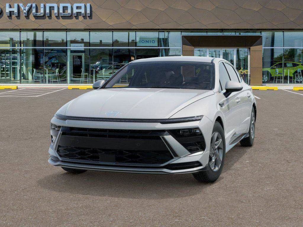 New 2026 Hyundai Sonata SE FWD image 6