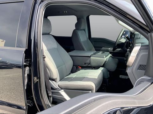 Used 2025 Ford F250 XLT w/ 360-Degree Camera Package AWD/4WD image 9