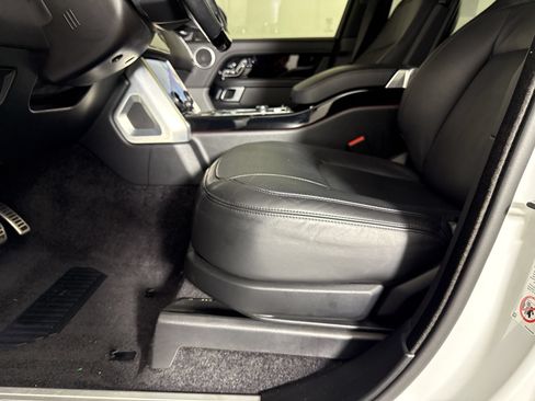 Used 2022 Land Rover Range Rover Westminster Edition AWD/4WD image 22