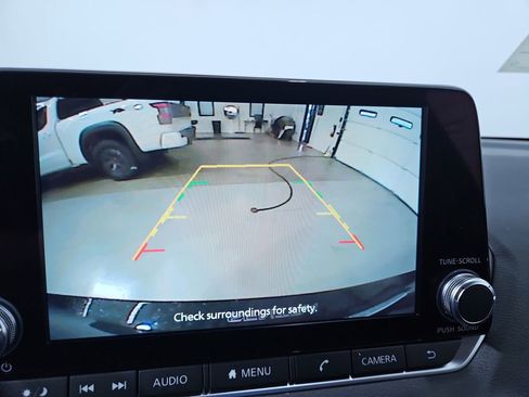 New 2025 Nissan Sentra SR w/ Midnight Edition image 20