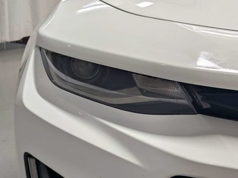Used 2022 Chevrolet Camaro ZL1 RWD image 28