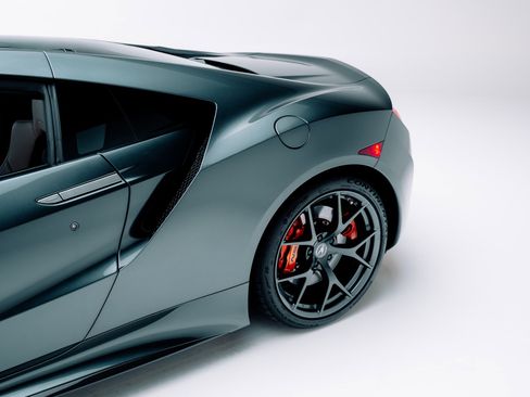 Used 2017 Acura NSX image 15