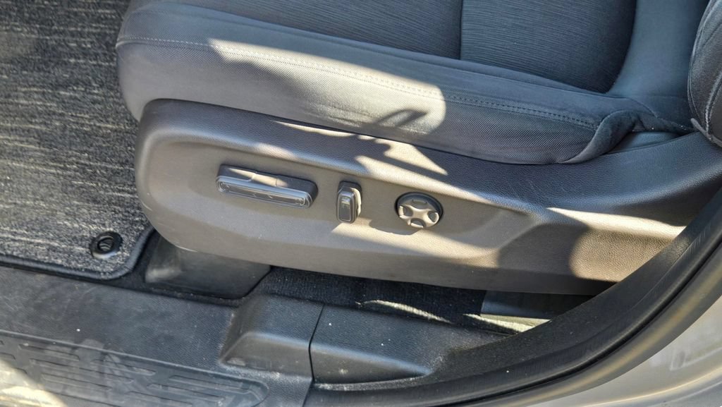 Used 2023 Honda Odyssey EX image 14