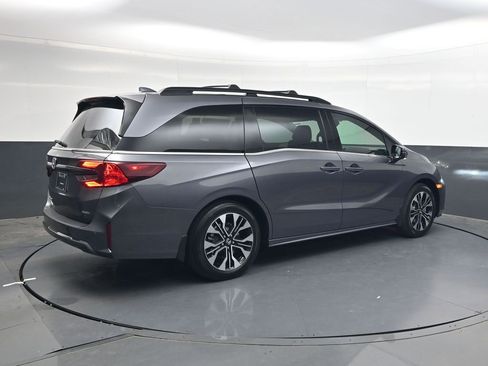 New 2026 Honda Odyssey Elite image 4