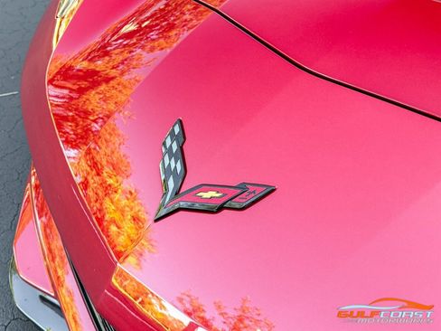 Used 2015 Chevrolet Corvette Z06 w/ 3LZ Preferred Equipment Group image 4