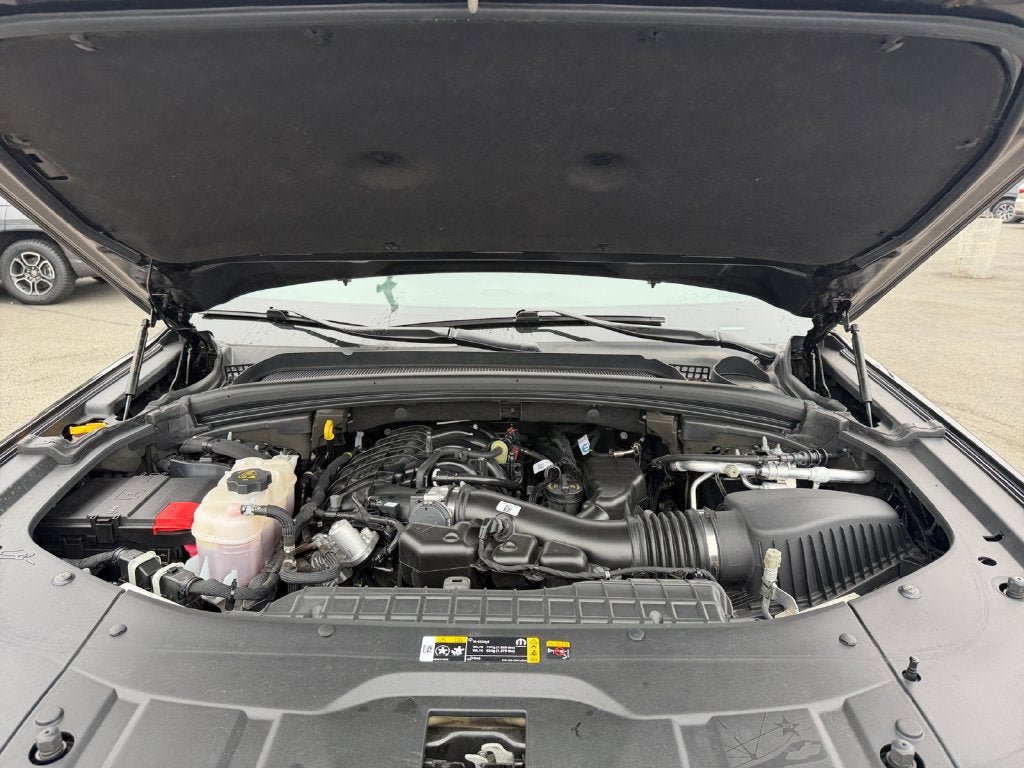 Used 2023 Jeep Grand Cherokee Altitude AWD/4WD image 29
