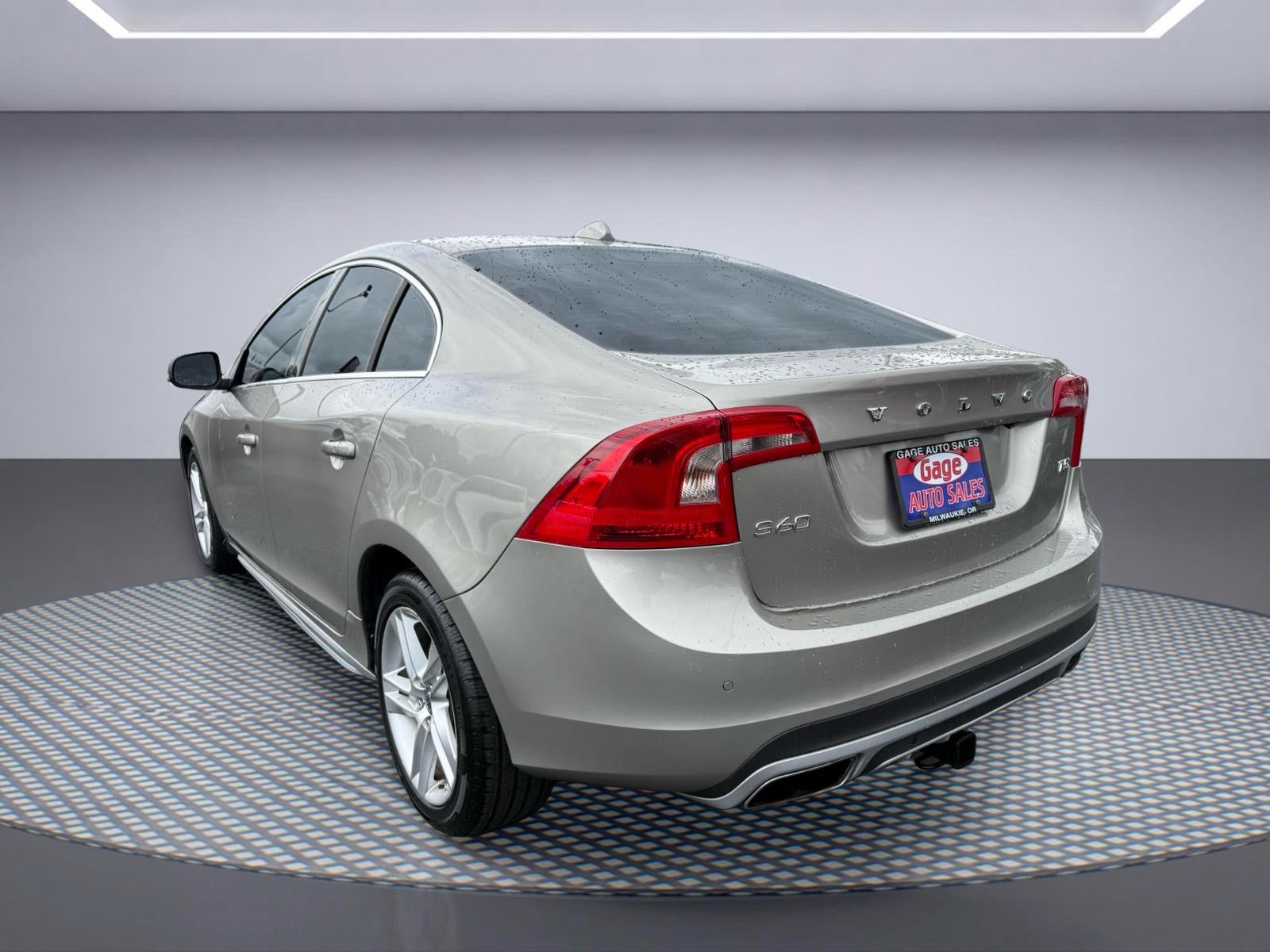 Used 2015 Volvo S60 T5 Platinum FWD image 4