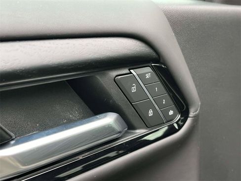 New 2026 GMC Sierra 2500 AT4X w/ LPO, Black Badging Package image 20