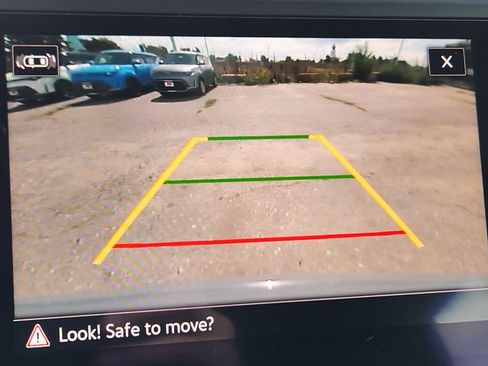 Used 2021 Volkswagen Atlas Cross Sport SE image 27