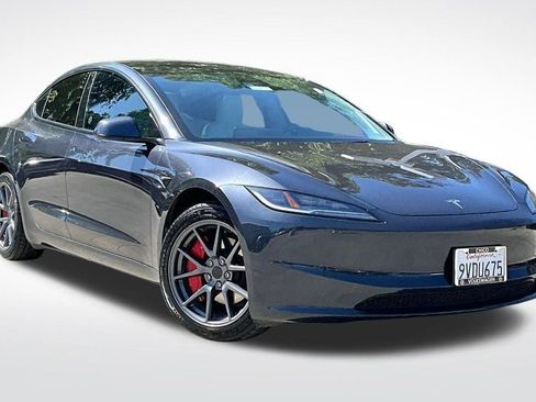 Used 2024 Tesla Model 3 Standard Range RWD image 11