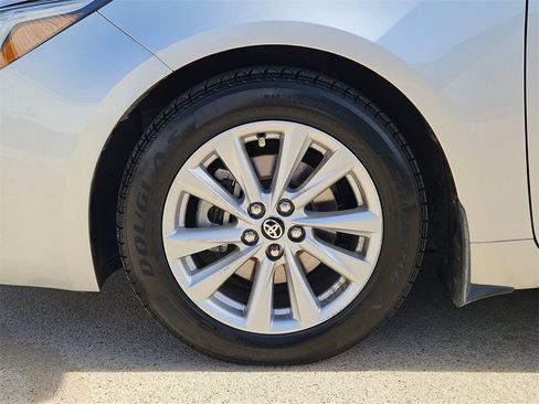 Used 2023 Toyota Corolla SE image 32