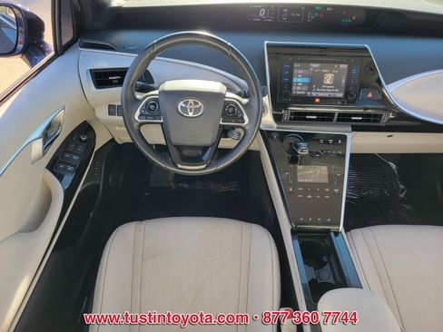 Certified 2017 Toyota Mirai image 11