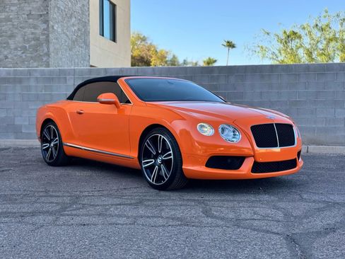 Used 2014 Bentley Continental GT image 1