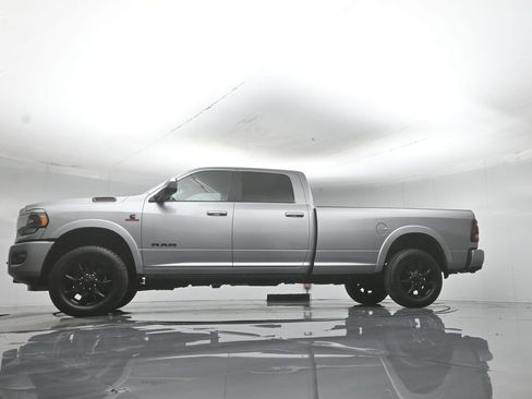 Used 2022 RAM 3500 Limited w/ Night Edition AWD/4WD image 56