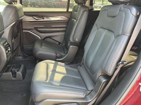 Used 2022 Jeep Grand Cherokee L Laredo w/ Luxury Tech Group I RWD image 14