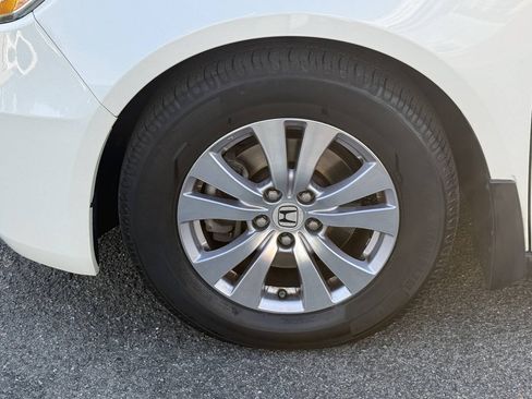 Used 2016 Honda Odyssey EX-L image 32