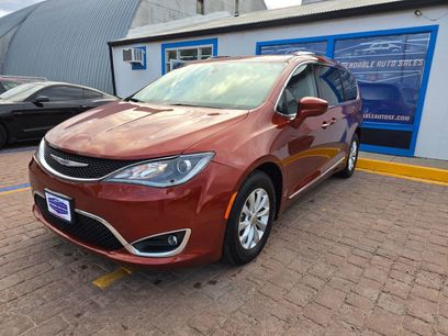 Used 2018 Chrysler Pacifica Touring-L Plus