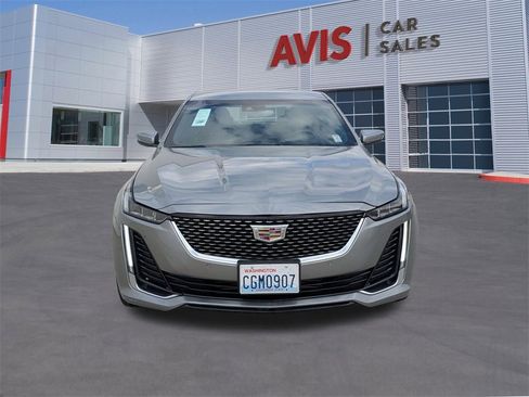 Used 2023 Cadillac CT5 Luxury image 2