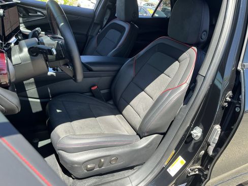 Used 2024 Chevrolet Blazer EV RS AWD/4WD image 17