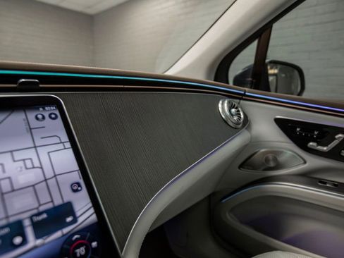 Used 2023 Mercedes-Benz EQS 450+ 4MATIC SUV w/ AMG Line Exterior Package image 21