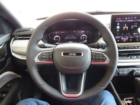 New 2026 Jeep Compass Limited AWD/4WD image 23