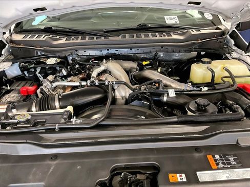 Used 2023 Ford F350 Lariat w/ Lariat Ultimate Package AWD/4WD image 35