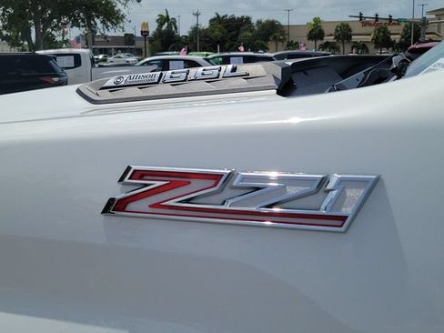 Used 2024 Chevrolet Silverado 3500 LT w/ All Star Edition AWD/4WD image 8