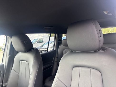 Used 2024 Mercedes-Benz GLB 250 image 12