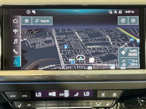 Used 2025 Audi Q4 e-tron Premium Plus w/ Premium Plus image 13