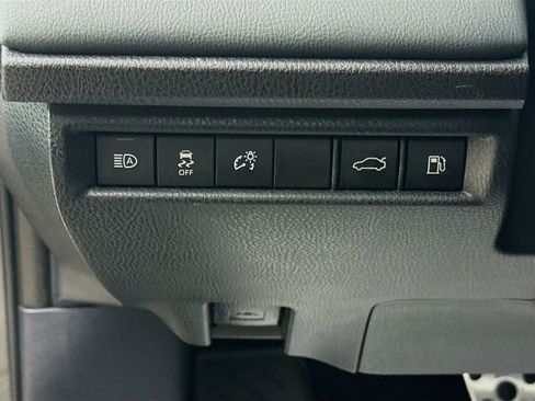 Certified 2025 Toyota Camry XSE FWD image 10
