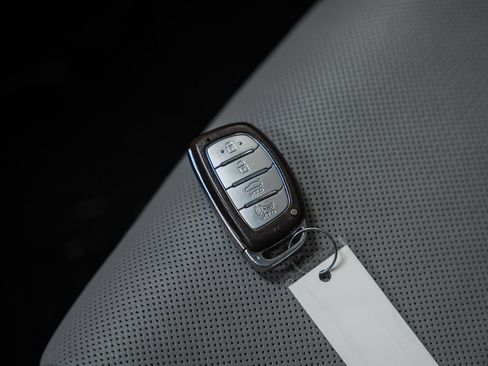 Used 2018 Hyundai Sonata Limited image 47