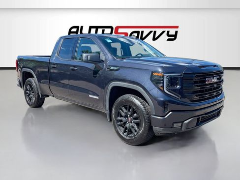 Used 2025 GMC Sierra 1500 Elevation AWD/4WD image 1