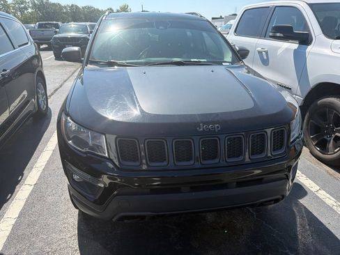 Used 2021 Jeep Compass Trailhawk w/ Convenience Group AWD/4WD image 1