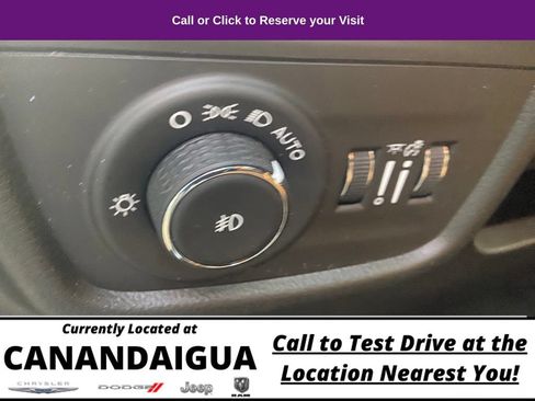 Used 2022 Jeep Grand Cherokee Summit AWD/4WD image 25
