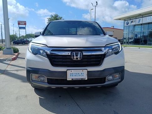 Used 2017 Honda Ridgeline RTL-E image 2