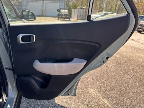 New 2026 Hyundai Venue SEL image 16