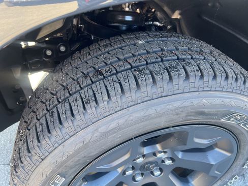 New 2026 RAM 1500 Big Horn AWD/4WD image 11