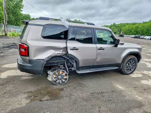 Used 2026 Toyota Land Cruiser AWD/4WD image 4