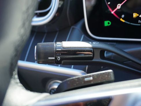 Used 2026 Mercedes-Benz C 300 Sedan image 29