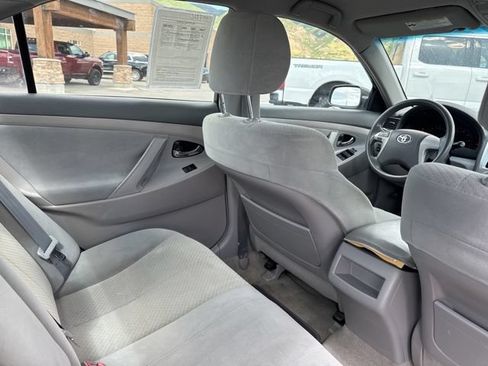 Used 2009 Toyota Camry FWD image 32