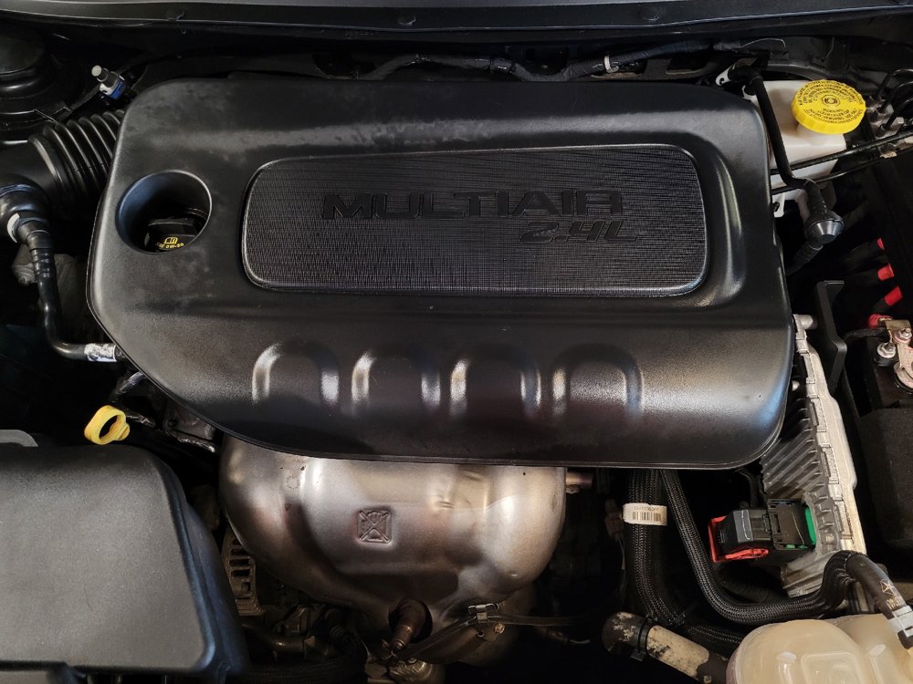 Used 2019 Jeep Cherokee Limited FWD image 30