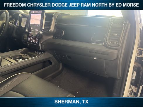 New 2025 RAM 2500 Limited AWD/4WD image 24