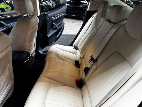 Used 2019 Maserati Ghibli S image 41