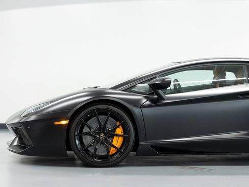 Used 2014 Lamborghini Aventador LP 700-4 AWD/4WD image 18