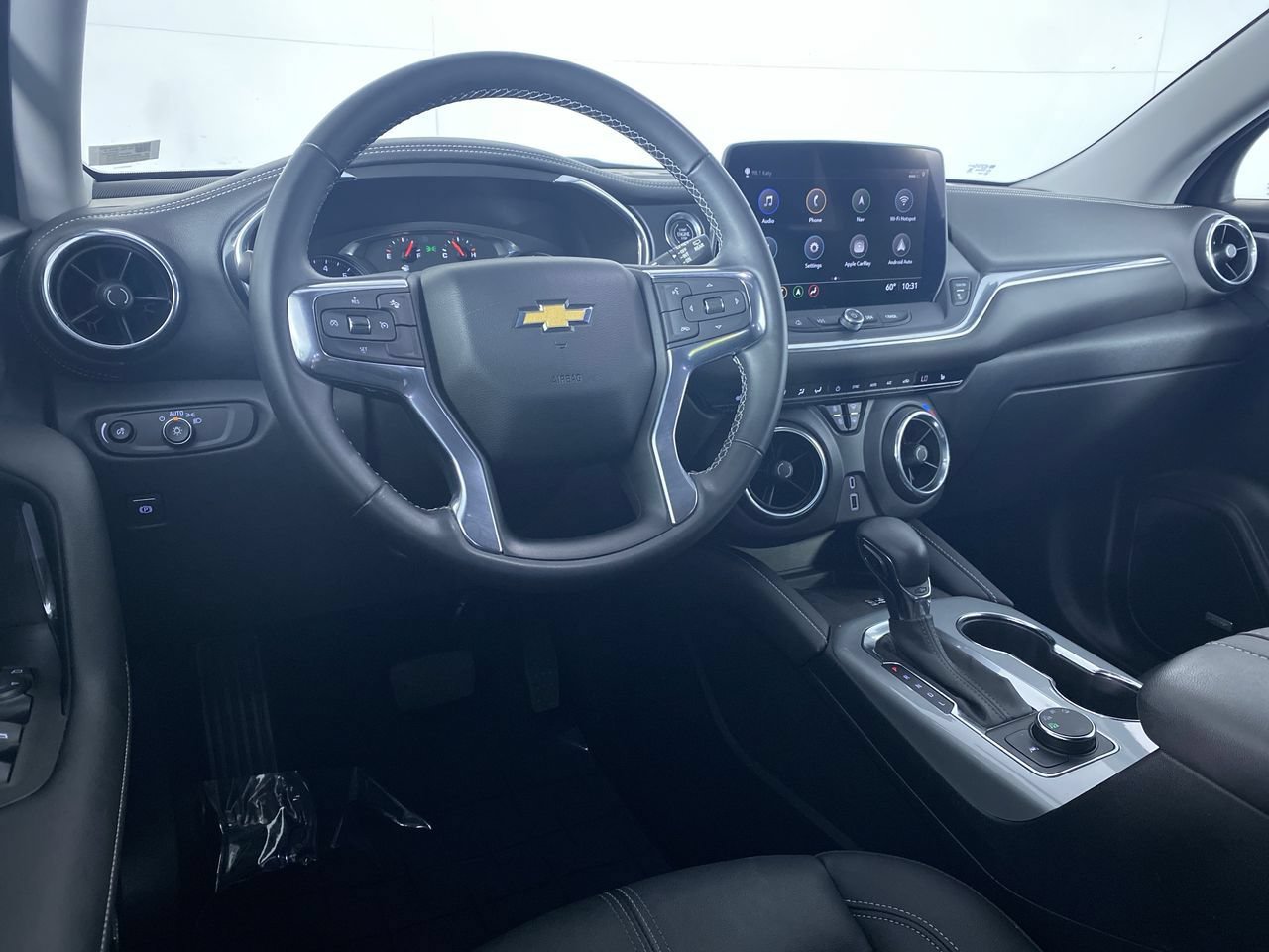 Certified 2023 Chevrolet Blazer LT w/ Sound & Technology Package AWD/4WD image 2