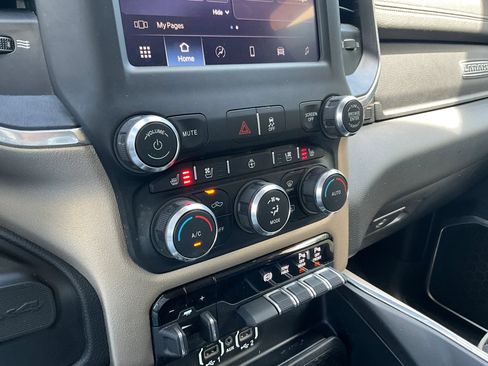 Used 2022 RAM 2500 Laramie AWD/4WD image 22