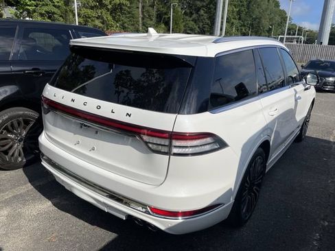 Used 2023 Lincoln Aviator Black Label w/ Class IV Trailer Tow Package AWD/4WD image 6