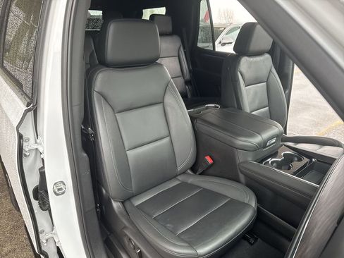 Certified 2025 Chevrolet Tahoe LT image 27