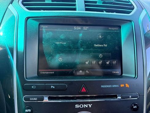 Used 2016 Ford Explorer Sport AWD/4WD image 26