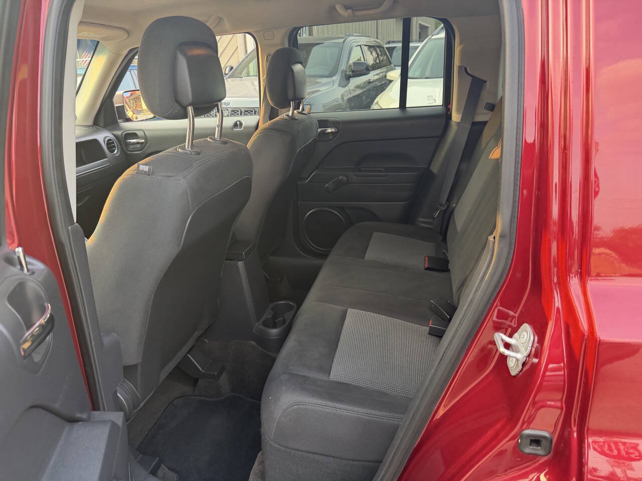 Used 2014 Jeep Patriot Sport FWD image 14